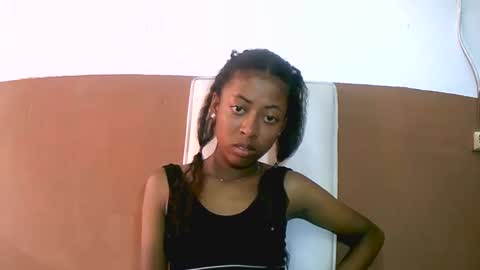 Snapshot of joliekah27 chatting on February 11, 10:15 am joliekah27 online show from February 11, 10:15 am