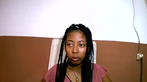 Snapshot of joliekah27 chatting on February 14, 3:54 am joliekah27 online show from February 14, 3:54 am