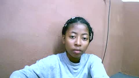 Snapshot of joliekah27 chatting on March 1, 3:53 am joliekah27 online show from March 1, 3:53 am