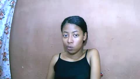 Snapshot of joliekah27 chatting on March 11, 10:29 am joliekah27 online show from March 11, 10:29 am