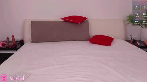 Belle online show from October 5, 1:15 am