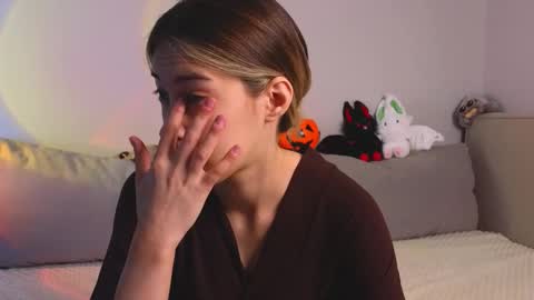 Viola online show from October 17, 11:13 am