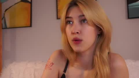 Viola online show from April 6, 1:12 pm