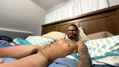 JMorales online show from November 8, 2:56 am