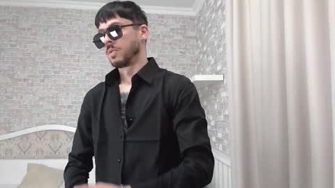 JonahShaw online show from October 25, 4:31 am