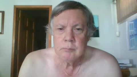 Snapshot of jonanbnj chatting on July 13, 1:36 pm jonanbnj online show from July 13, 1:36 pm