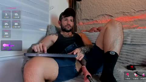 Jonathan RiversNew online show from May 6, 9:20 pm