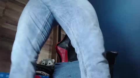 jonathancast08 online show from September 12, 3:01 pm