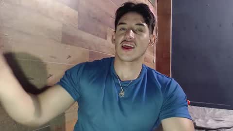 jonathancast08 online show from March 14, 10:48 pm