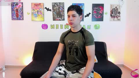 Instagram jonathanfit14 online show from November 6, 1:56 pm