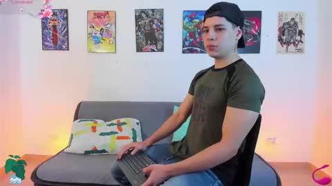 Instagram jonathanfit14 online show from November 23, 8:19 pm