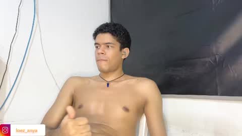 Snapshot of jonhsebastiann chatting on July 15, 8:41 am John online show from July 15, 8:41 am