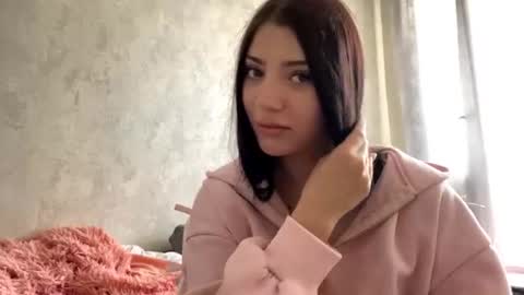 Snapshot of joniehanusey chatting on July 9, 8:18 am Sofia online show from July 9, 8:18 am