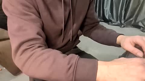 jonlow1 online show from January 7, 12:24 am