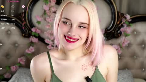 Alice online show from April 3, 11:08 am