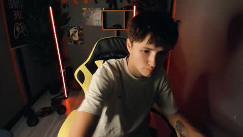 Snapshot of jonny_dark chatting on September 11, 10:15 am Jonny online show from September 11, 10:15 am