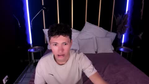 Snapshot of jonny_dark chatting on October 9, 11:52 am Jonny online show from October 9, 11:52 am