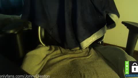 Snapshot of jonnydieston777 chatting on January 5, 4:48 pm JonnyDieston online show from January 5, 4:48 pm