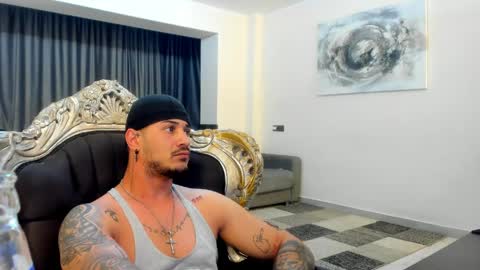 Snapshot of jonnyporn1 chatting on May 1, 8:24 pm jonnyporn1 online show from May 1, 8:24 pm