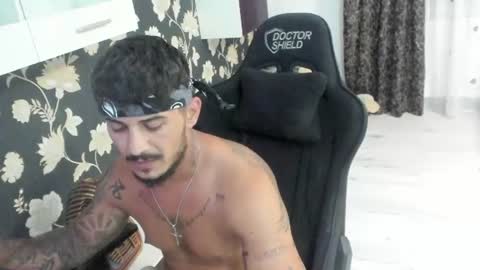 Snapshot of jonnyporn1 chatting on July 22, 8:55 pm jonnyporn1 online show from July 22, 8:55 pm