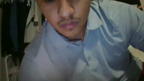 Snapshot of jono100275976 chatting on November 10, 6:12 am Joko online show from November 10, 6:12 am