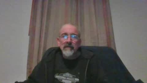 Snapshot of jony_five chatting on February 25, 1:41 am Jon online show from February 25, 1:41 am
