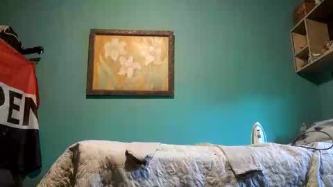 Snapshot of jor686471 chatting on October 20, 12:44 am jor686471 online show from October 20, 12:44 am