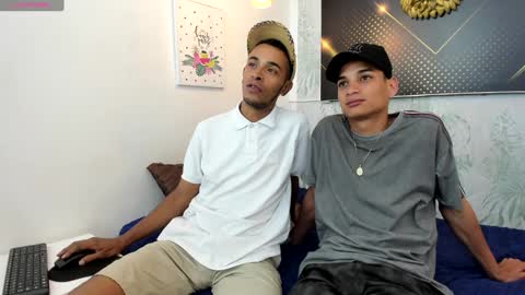 jordanandandrew online show from January 14, 7:43 pm