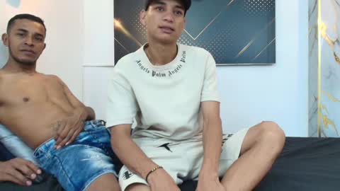 jordanandandrew online show from September 18, 7:49 pm