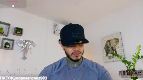 Snapshot of jordansmiith_ chatting on February 5, 10:25 pm Jordan Smith online show from February 5, 10:25 pm