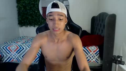 jose_sexycumm online show from February 16, 9:59 pm