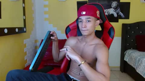 jose_sexycumm online show from September 27, 4:56 pm