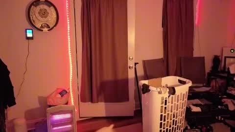 Josef online show from April 10, 1:55 am