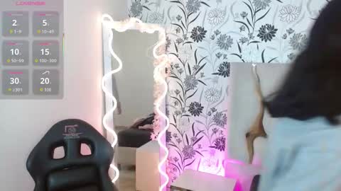 Joselyn  online show from December 16, 11:48 am