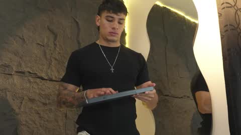 JOSEPH  online show from March 6, 11:28 am