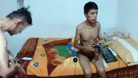 Snapshot of joseph_and_thomas chatting on March 5, 9:15 pm thomas y joseph online show from March 5, 9:15 pm