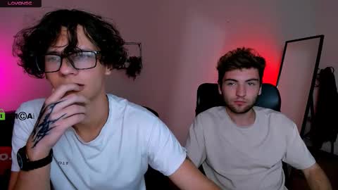 joseph_bear_ online show from September 19, 7:36 pm