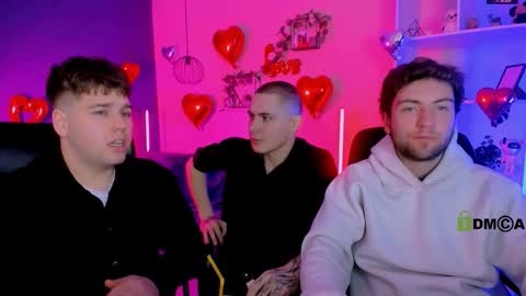 joseph_bear_ online show from February 14, 10:34 am