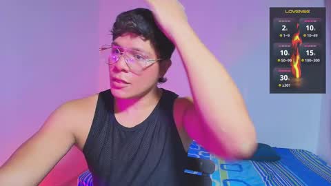 Snapshot of joseph_brown_ chatting on February 3, 2:32 am JOSEPH BROWN online show from February 3, 2:32 am