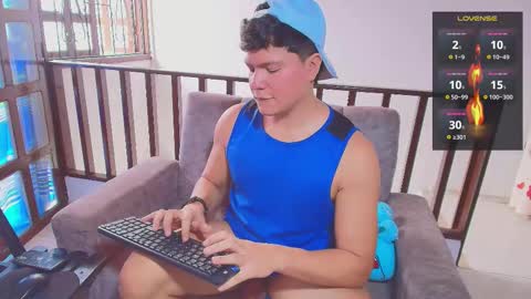 Snapshot of joseph_brown_ chatting on February 18, 3:19 pm JOSEPH BROWN online show from February 18, 3:19 pm