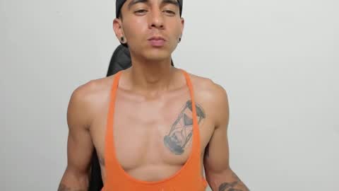 Snapshot of joseph_fit chatting on December 4, 3:48 am joseph online show from December 4, 3:48 am
