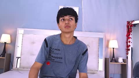 Joseph Gonzalez online show from March 5, 7:10 pm