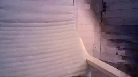 Snapshot of josephine_france chatting on February 2, 2:32 am josephine_france online show from February 2, 2:32 am