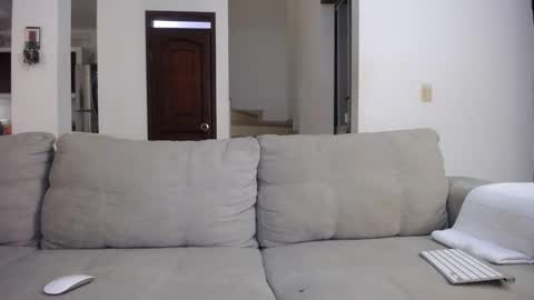 josezaens_ online show from October 5, 7:28 am