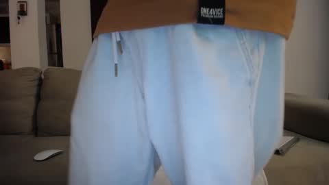 josezaens_ online show from October 5, 11:02 pm