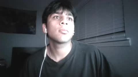 Snapshot of josh372060 chatting on June 7, 3:32 am josh372060 online show from June 7, 3:32 am
