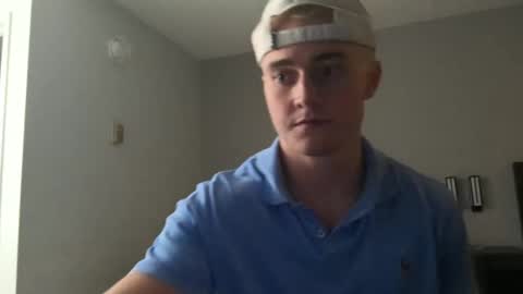 Snapshot of josh94838 chatting on November 15, 8:22 am josh94838 online show from November 15, 8:22 am