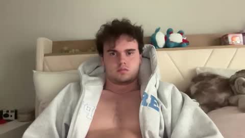 Snapshot of joshbarnett1035 chatting on October 20, 1:44 pm joshbarnett1035 online show from October 20, 1:44 pm