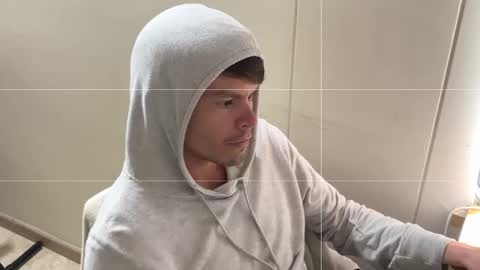 Nicolas online show from March 14, 5:40 pm