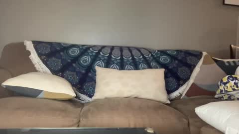 Snapshot of joshperrygoon chatting on December 21, 1:26 am joshperrygoon online show from December 21, 1:26 am